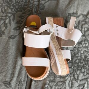 Stylish White Espadrille Sandals